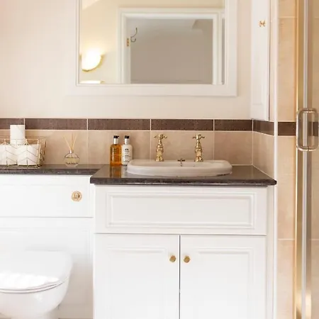 Beckwith House Харрогейт